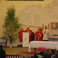 Sakrament Bierzmowania 2011 - zdjęcie 12