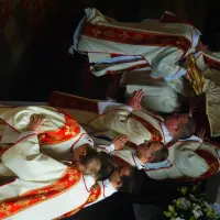 Święcenia diakonatu - dk. Tomasz Ślazyk - zdjęcie 23