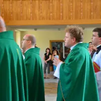 Instalacja nowego proboszcza księdza Stanisława Bakesa - zdjęcie 18