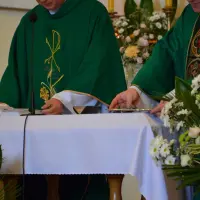 Instalacja nowego proboszcza księdza Stanisława Bakesa - zdjęcie 37