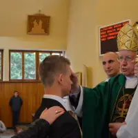 Sakrament Bierzmowania 2015 - zdjęcie 98