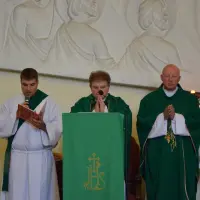 Instalacja nowego proboszcza księdza Stanisława Bakesa - zdjęcie 115
