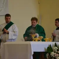 Instalacja nowego proboszcza księdza Stanisława Bakesa - zdjęcie 132