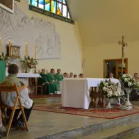Instalacja nowego proboszcza księdza Stanisława Bakesa - zdjęcie 185
