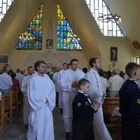 Instalacja nowego proboszcza księdza Stanisława Bakesa - zdjęcie 193