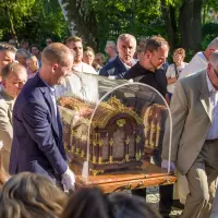 Galeria Peregrynacja relikwii św. Tereski od dzieciątka Jezus i Jej św. Rodziców - zdjęcie 12