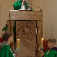Turniej Tenisa Stołowego z okazji Święta św. Stanisława Kostki Patrona dzieci i młodzieży. - zdjęcie 1
