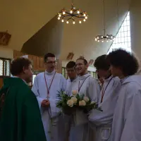 Instalacja nowego proboszcza księdza Stanisława Bakesa - zdjęcie 241
